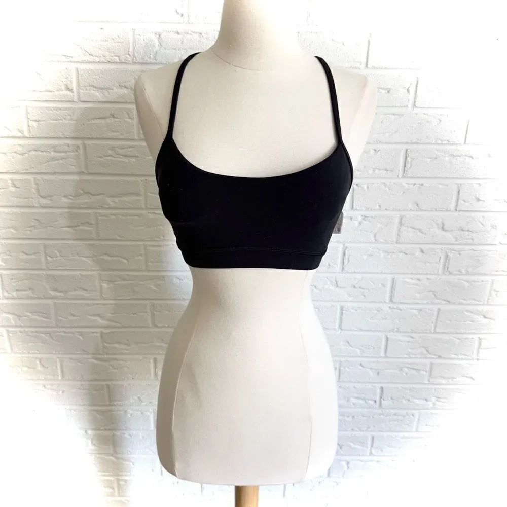 Lululemon Flow Y Adjustable Bra *Light Support Black Size 6